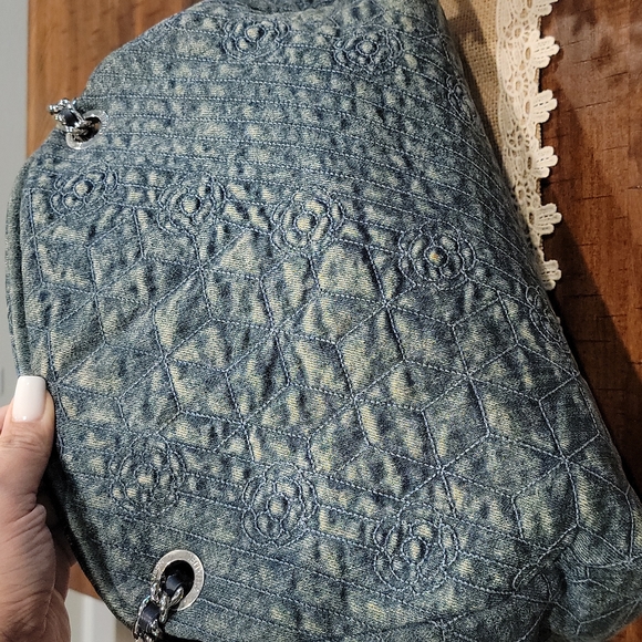 SOLD Rare & authentic CHANEL denim bag - Picture 3 of 15